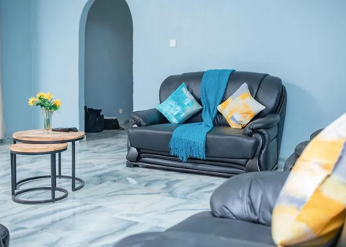 3 Bed Bulawayo Home Backup Power Sleeps 10